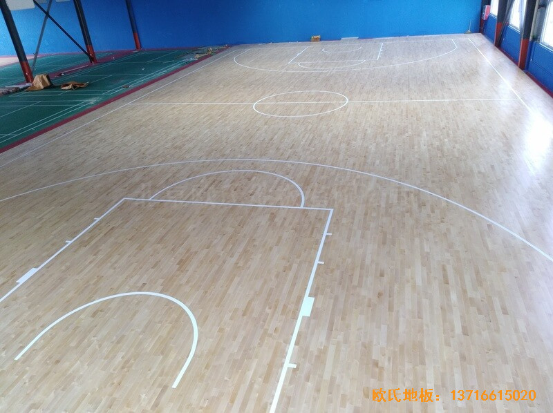 江苏江阴市榜样体育俱乐部运动地板铺装案例6