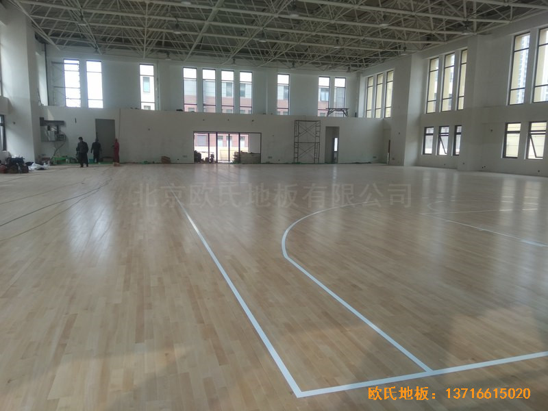 山东济南唐冶城篮球馆运动木地板铺装案例
